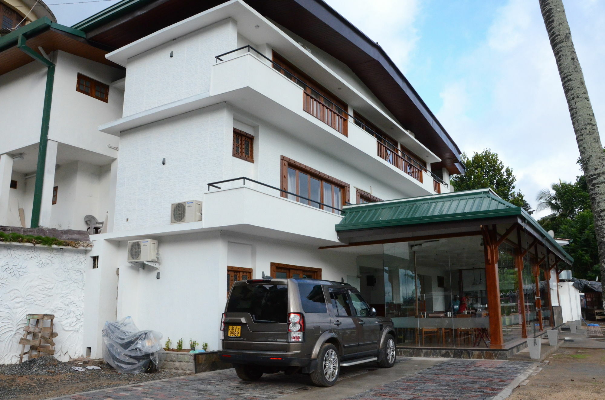 Heaven Seven Kandy Exterior photo